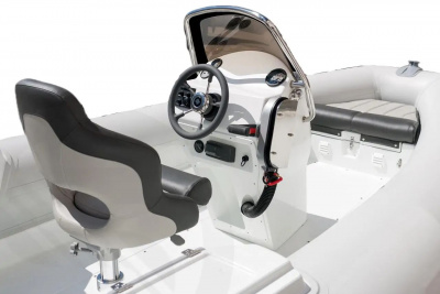 Лодка РИБ Skylark R500 Comfort Line