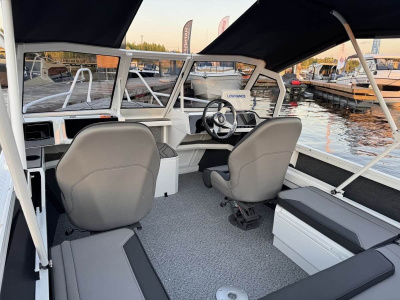 Моторная лодка Realcraft 510 NS