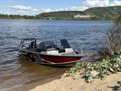 Моторная лодка Realcraft 470 NS NEO