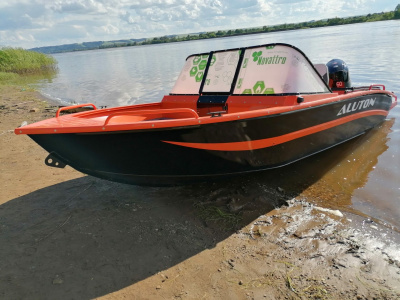 Лодка Aluton 490 DC